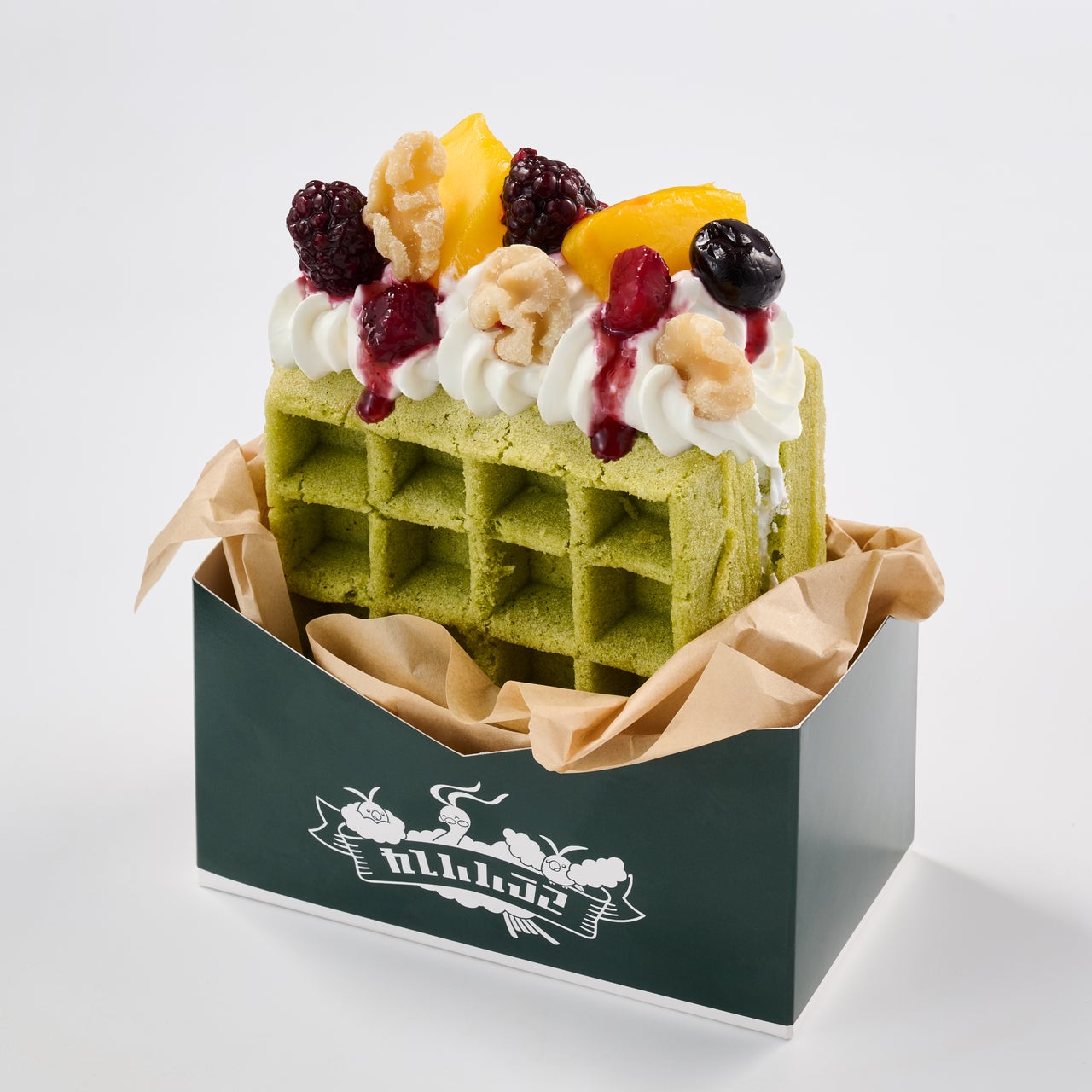 ポケパークカントーフードメニュー「チルタリスのはねやすめキッチン_フルーツとナッツのケールワッフルサンド」