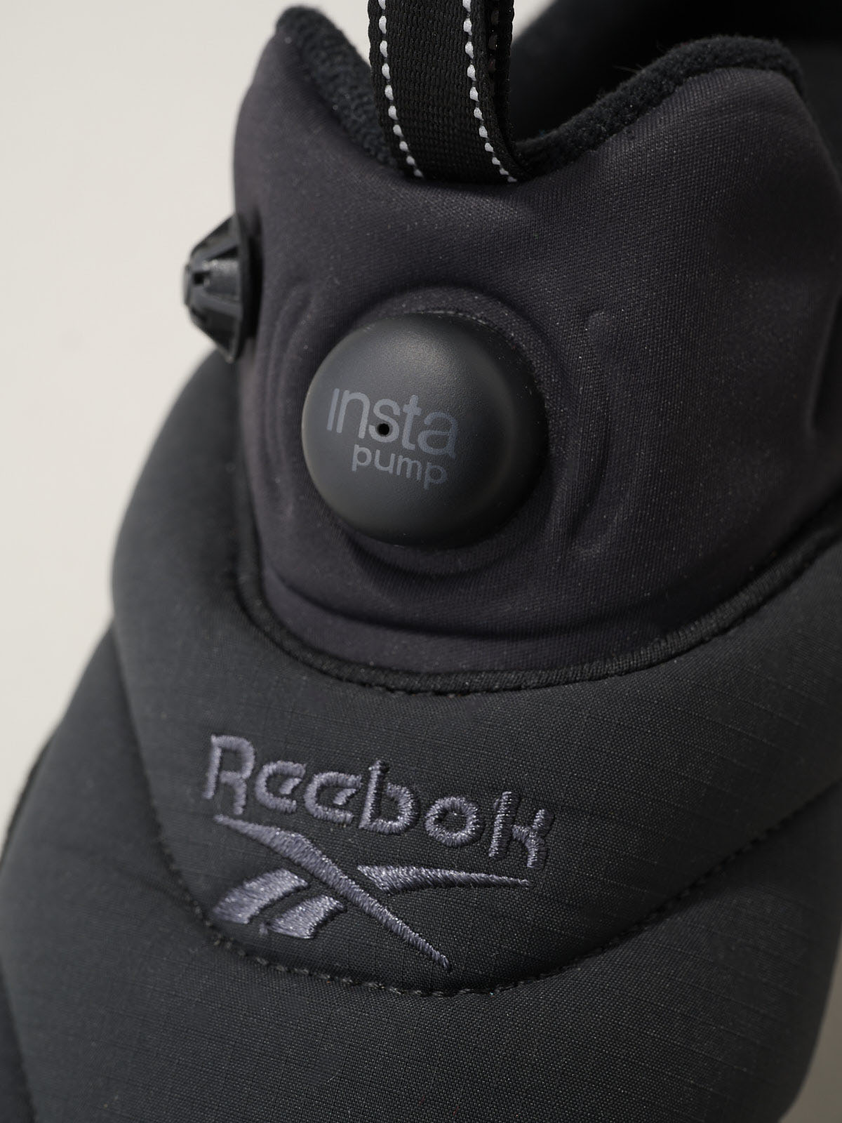 Reebok「INSTAPUMP FURY」2