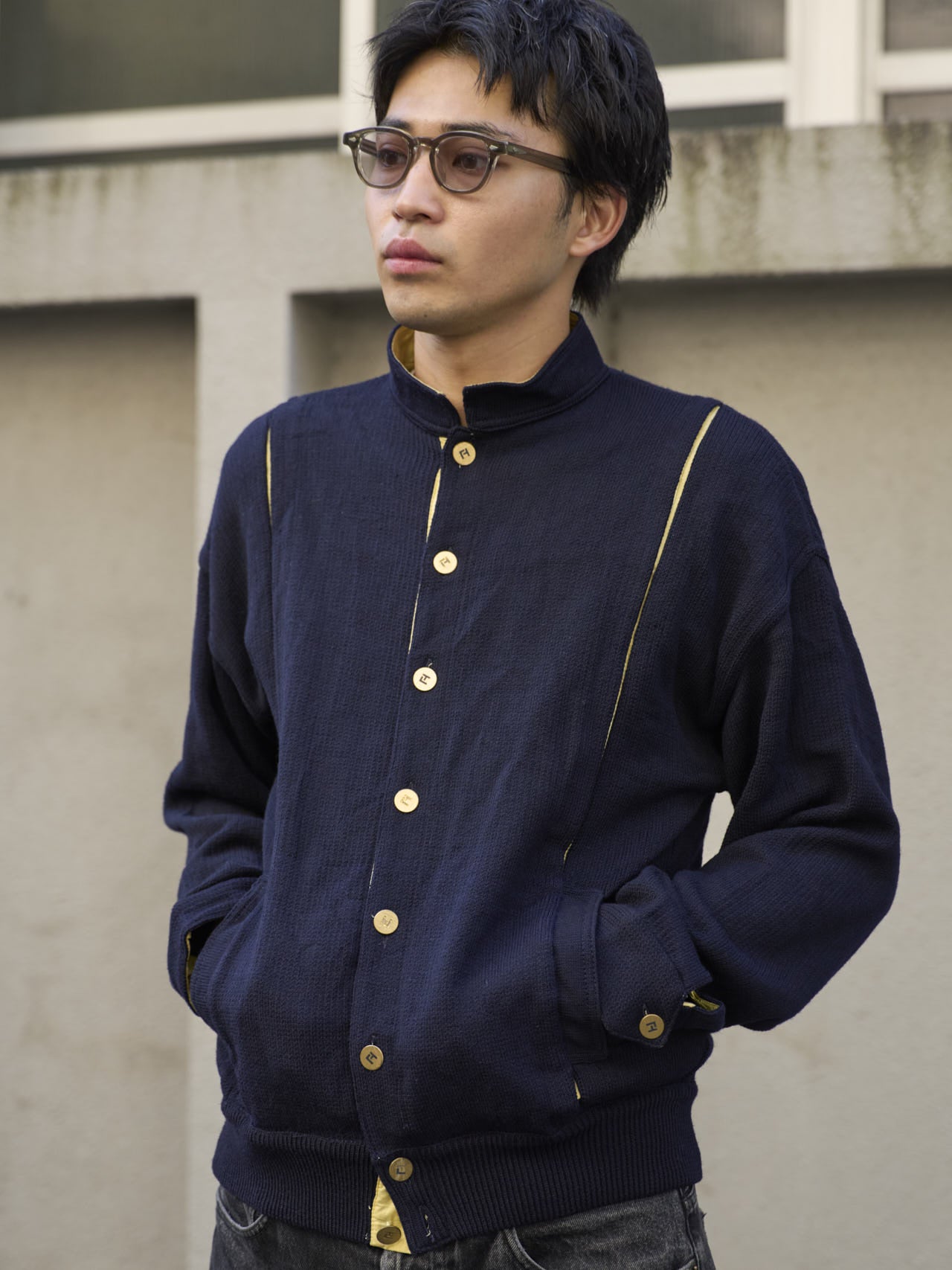 古着のカーディガン