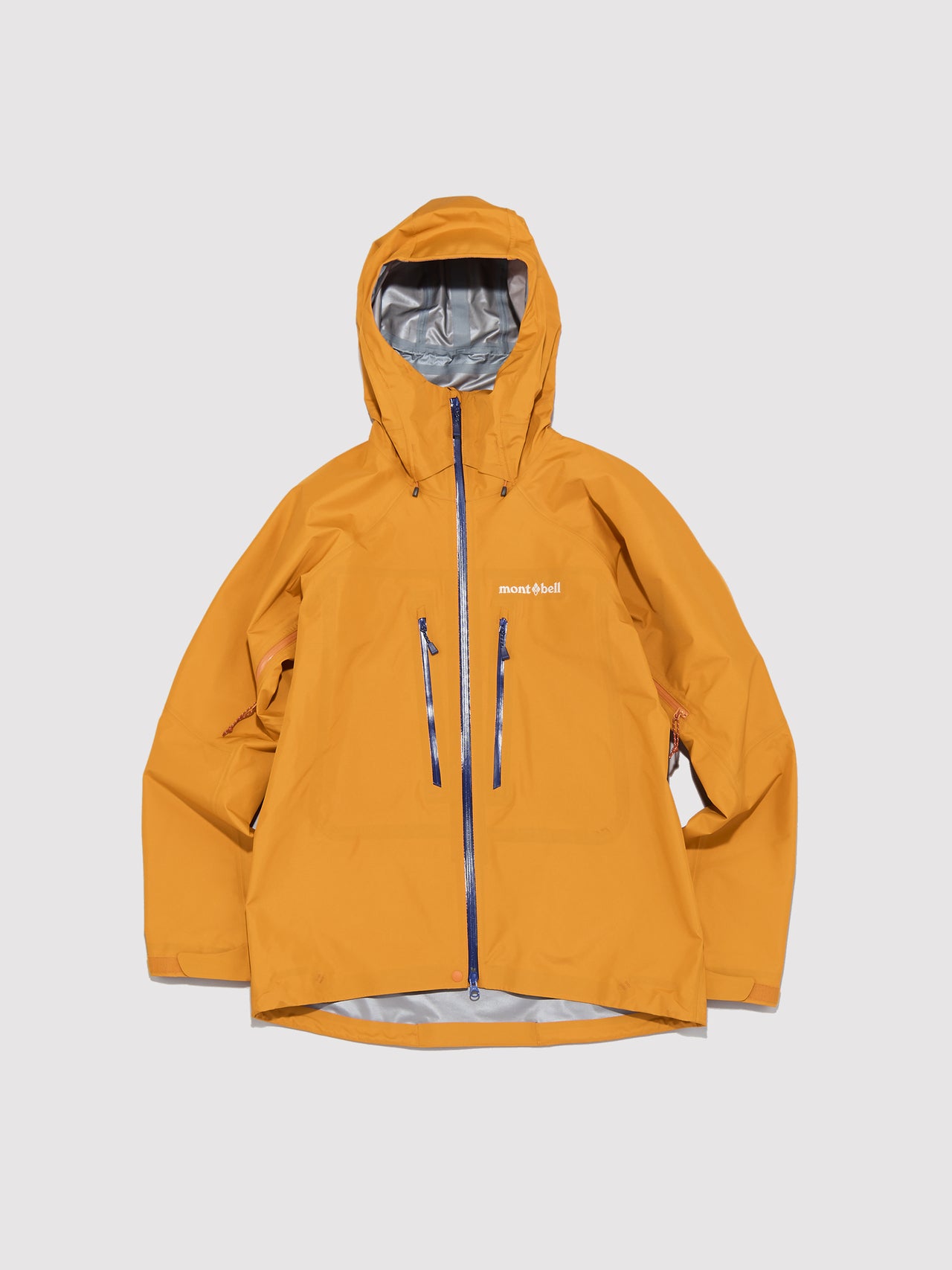 モンベルの新作シェルジャケットのディナリパーカ