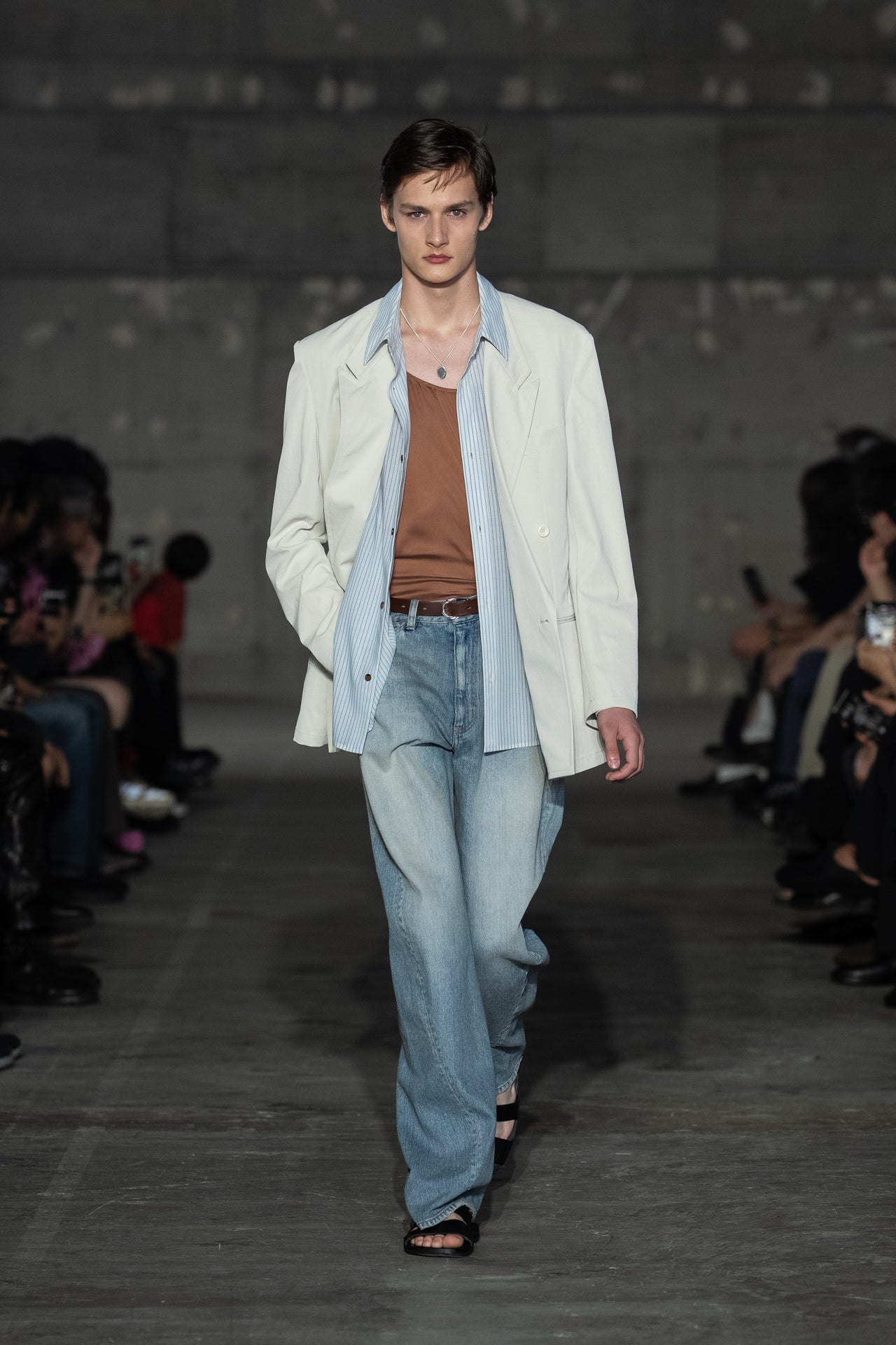 メンズファッションブランドATTACHMENTの2026年春夏ルック１