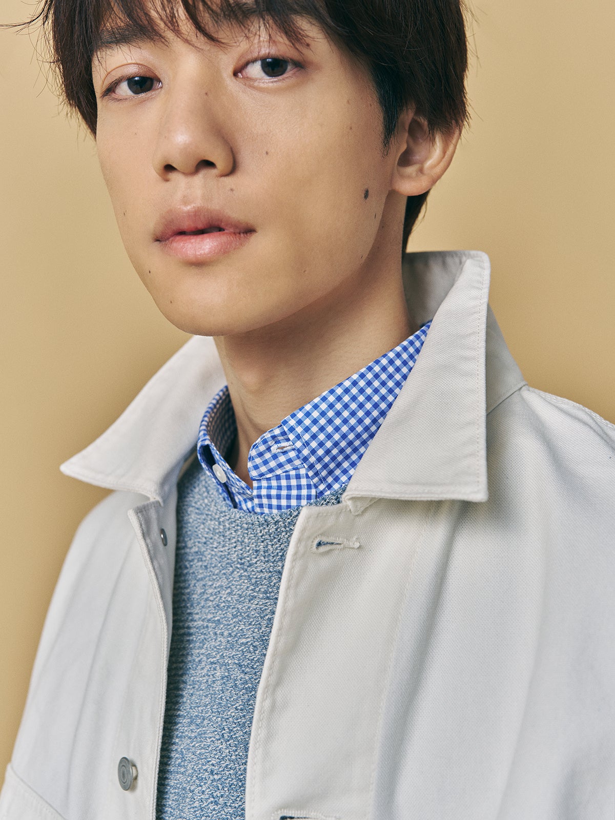 「ユニクロ」アウターの好印象コーデ①のディテール