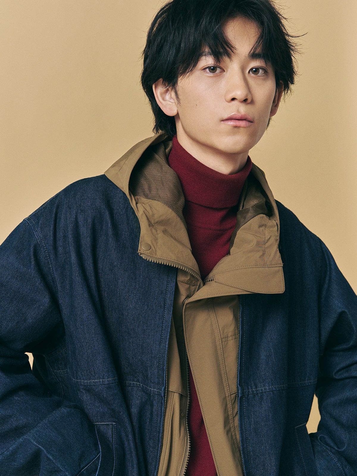 「ユニクロ」アウターの好印象コーデ②のディテール