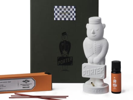 “ポーターくん”を象ったアロマオーナメント！ 「PORTER」90 周年を記念して「バロン」とのコラボフレグランスグッズを発売！