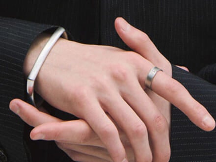 モードに合わせるべき「シルバージュエリー」９選。着こなしを格上げするリング、ブレスレット、ネックレス...