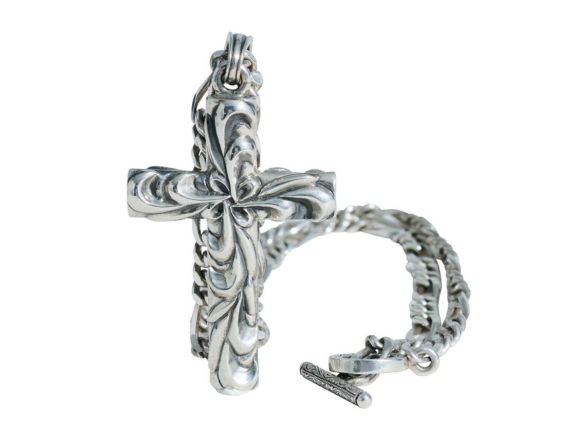 アンチドート バイヤーズ クラブのペンダントとチェーン