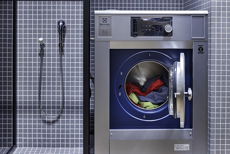 ReBIRD™サービスセンターに設置された洗濯・乾燥機