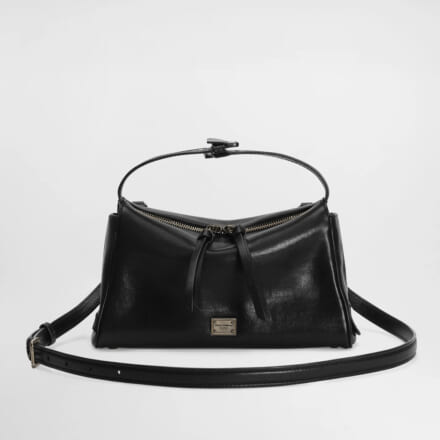 ドルチェ＆ガッバーナのバッグ「ヴィットリア」のブラック