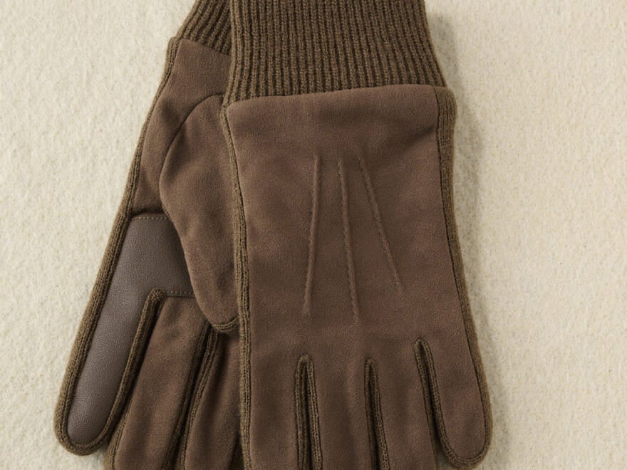 おしゃれな人は「ユニクロ」の小物で差をつける。UNIQLOのヒートテックグローブ／【暖品小物2026】