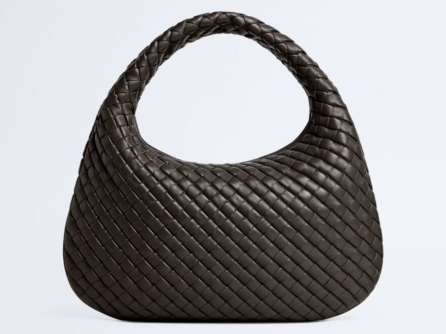 「ボッテガ・ヴェネタ」から名作“ヴェネタ”を再構築した新モデル4型・全21種がリリース！