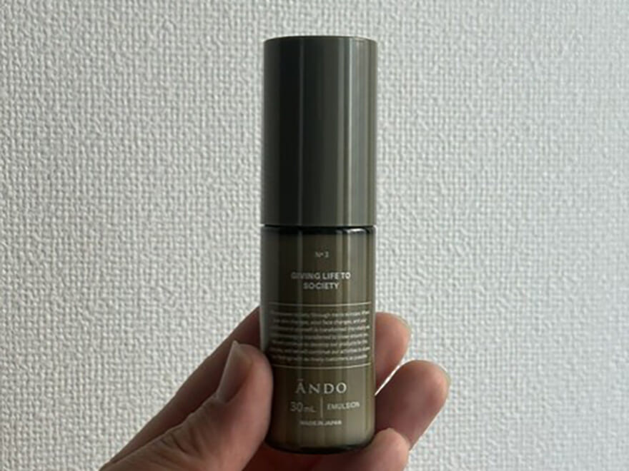「ANDO(アンド)」の乳液は保湿力は抜群、なのに不快感ゼロ!乳液が苦手な男性にこそ使ってほしい運命の1本【MNBA Ukiuki】