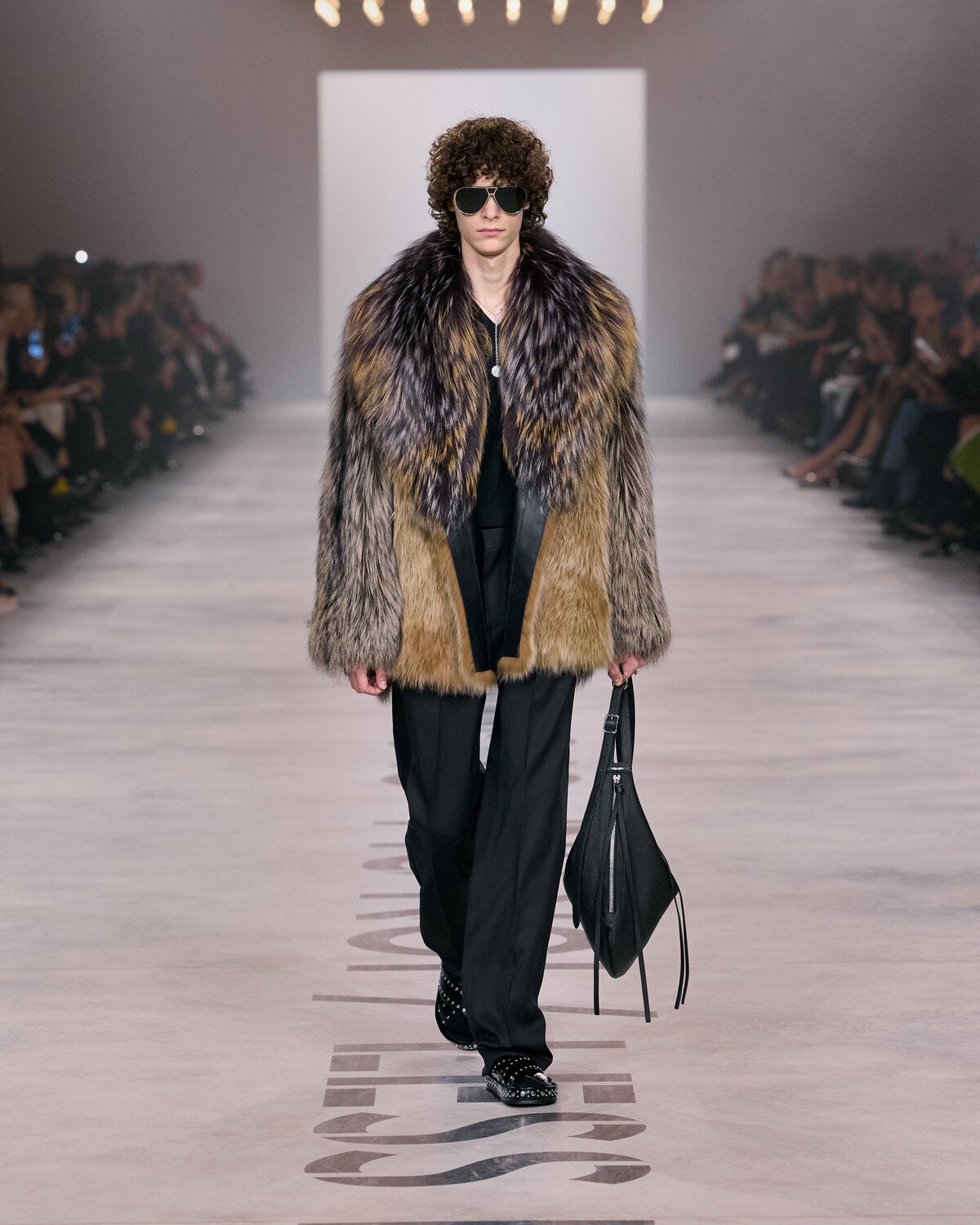 「フェンディ(FENDI)」2026‐27 年秋冬コレクション11