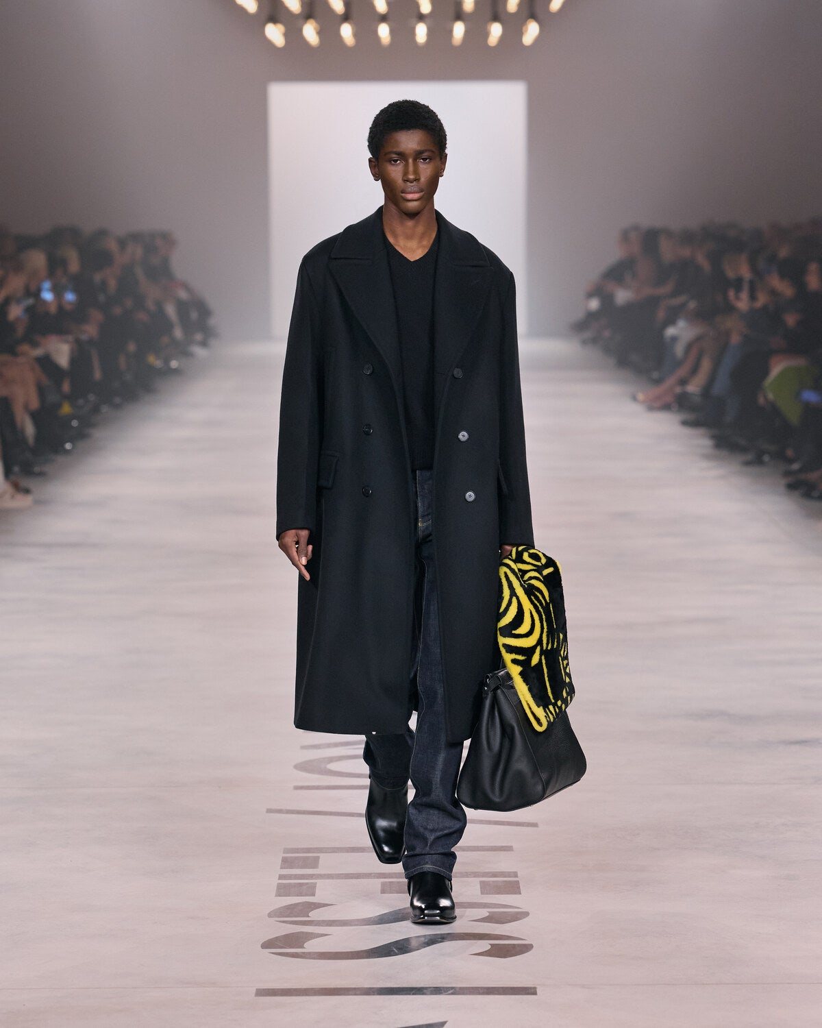 「フェンディ(FENDI)」2026‐27 年秋冬コレクション 8