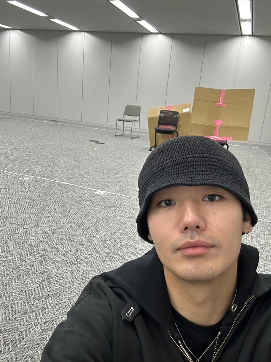 舞台稽古中の鈴々木響