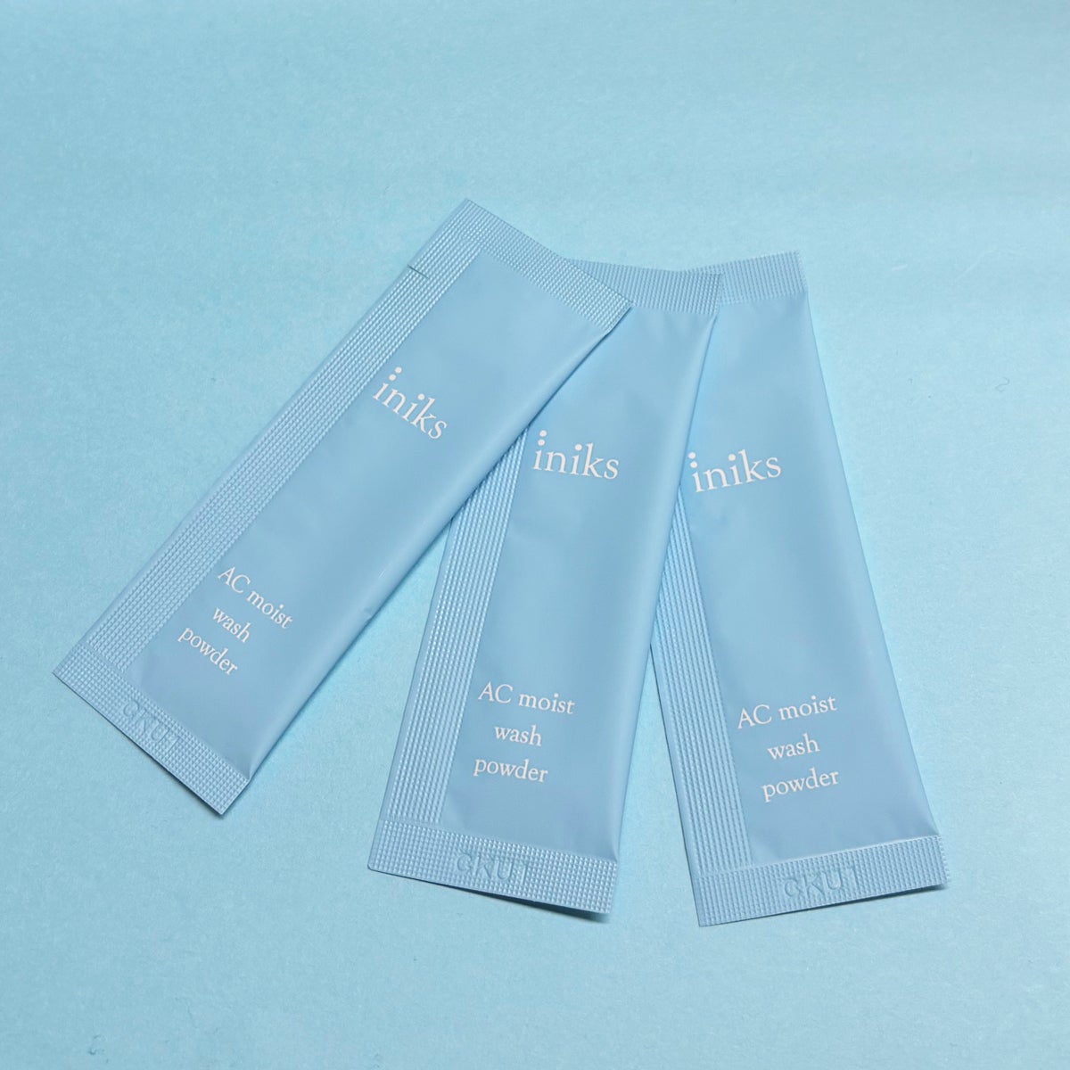 エディターが愛用するイニクスの洗顔／ACモイスト&nbsp;ウォッシュ パウダー　袋