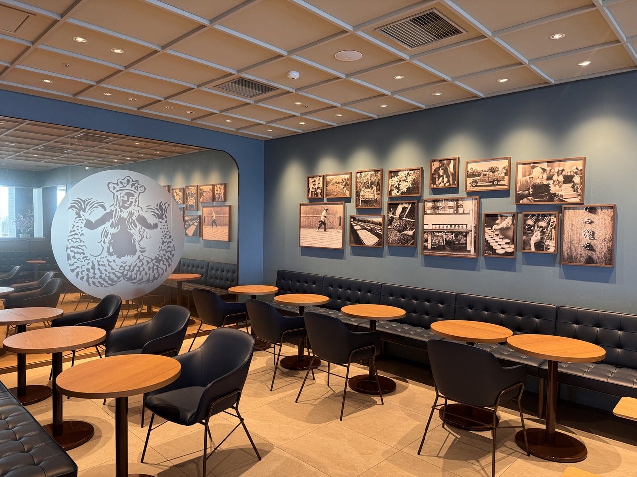 日本一高いスタバ 東京スカイツリータウン30F店席の様子