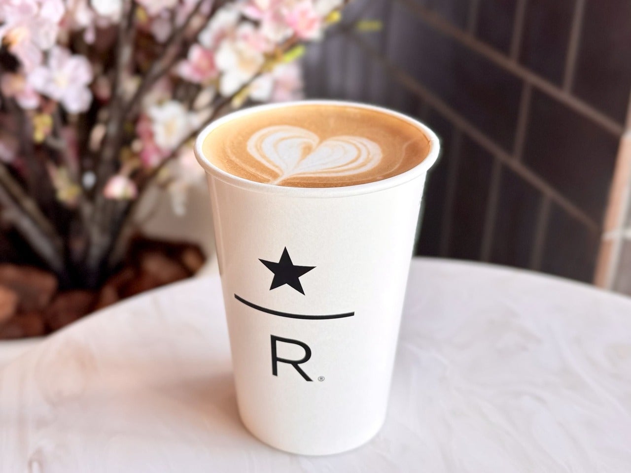 スタバ リザーブカフェ定番メニュー『クラシック ダブル トール ラテ』 (Hot/Iced)