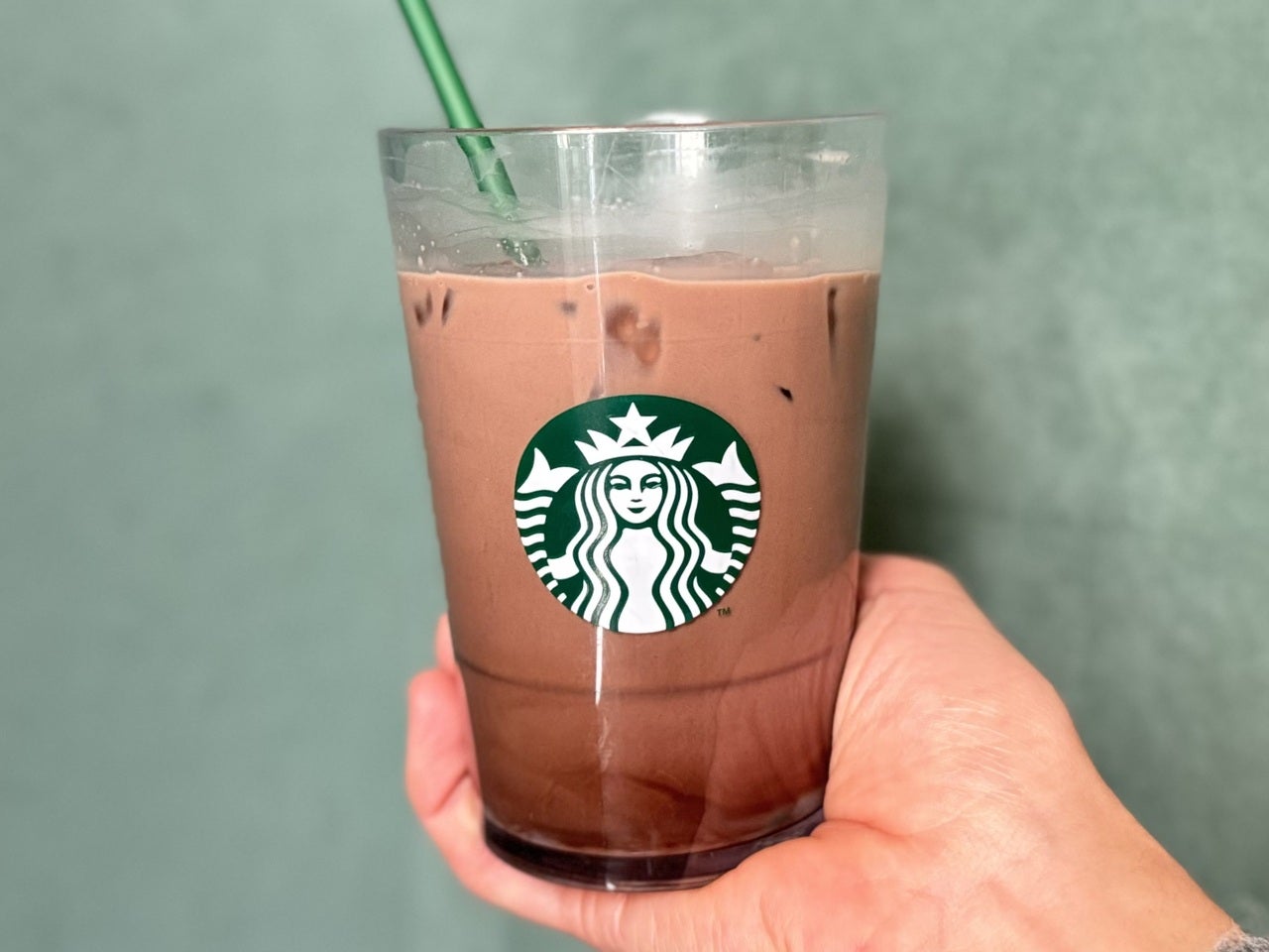 スタバ新作「スイート ミルク チョコレート」混ぜた後