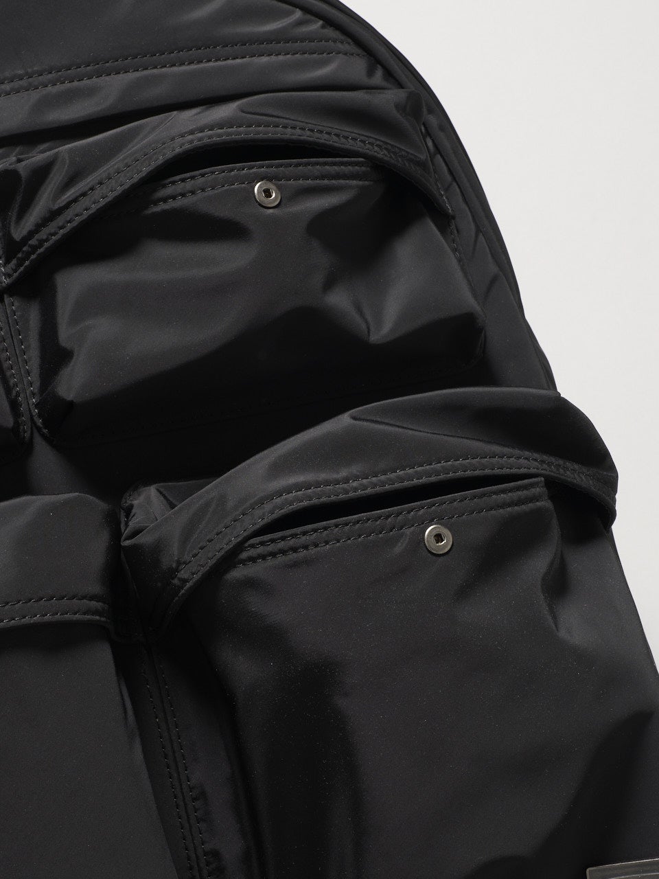 ディーゼル、黒バックパック、フロントポケット