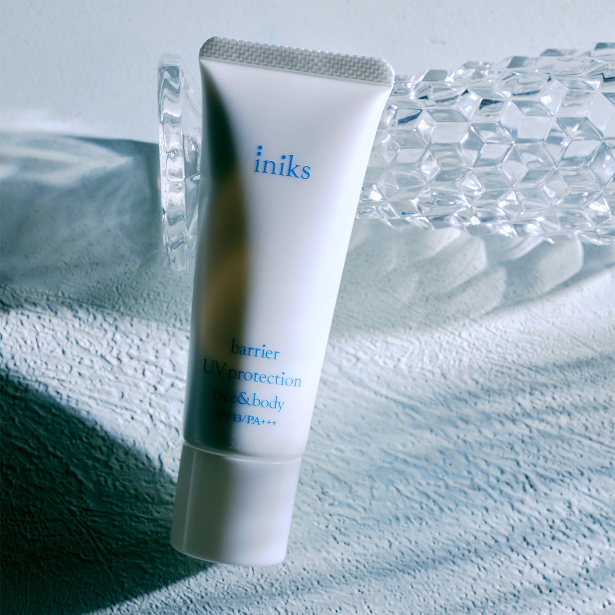 iniksのバリアUVプロテクション フェイス&ボディ