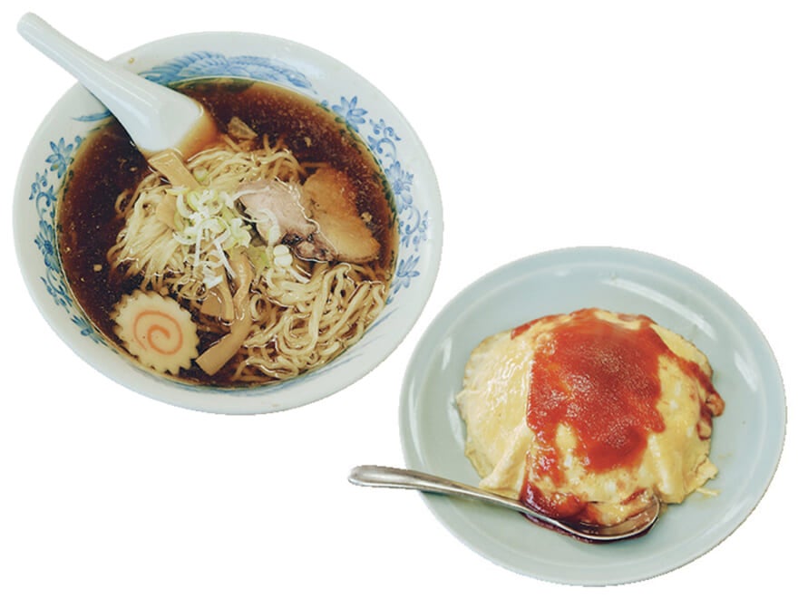 「オムライス」(¥790)と「ラーメン」(¥600)