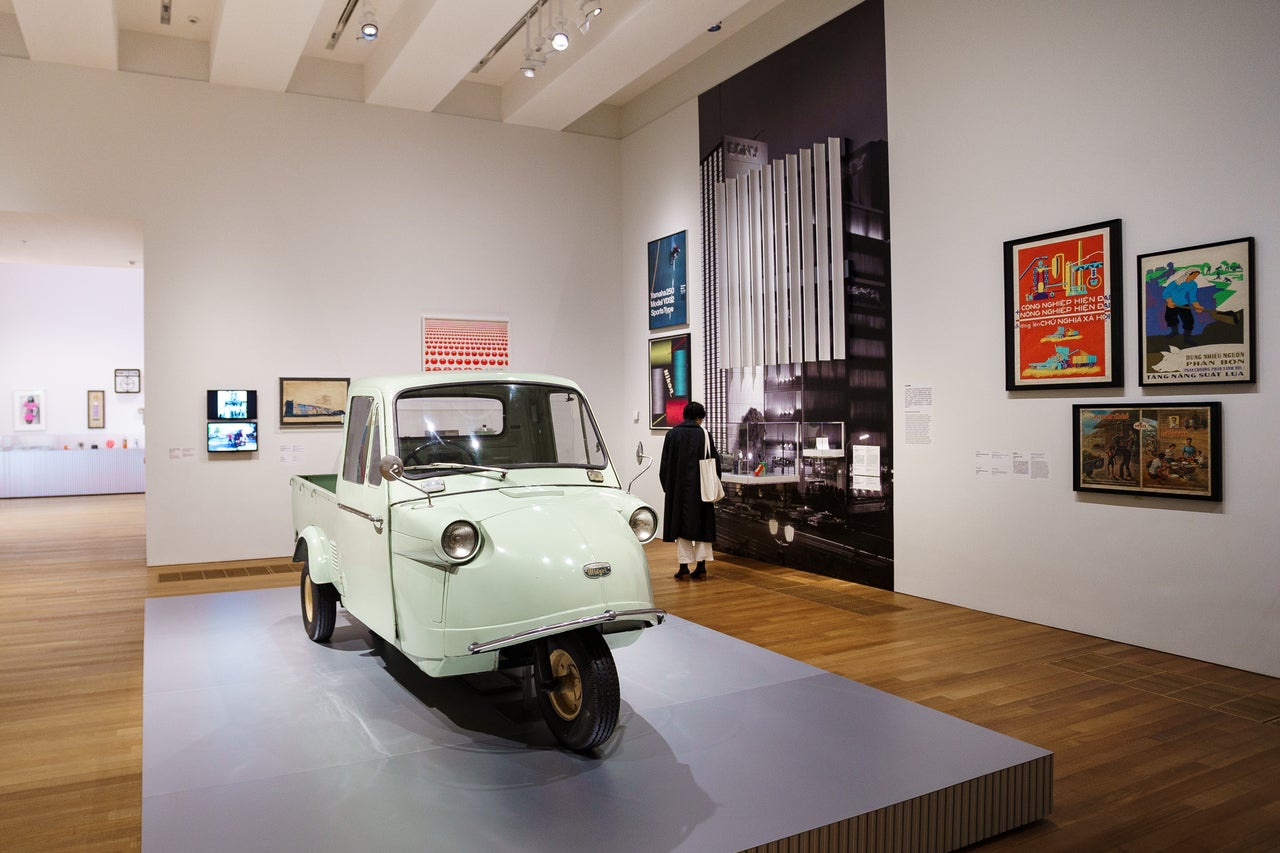 香港の美術館M+（エムプラス）の内観