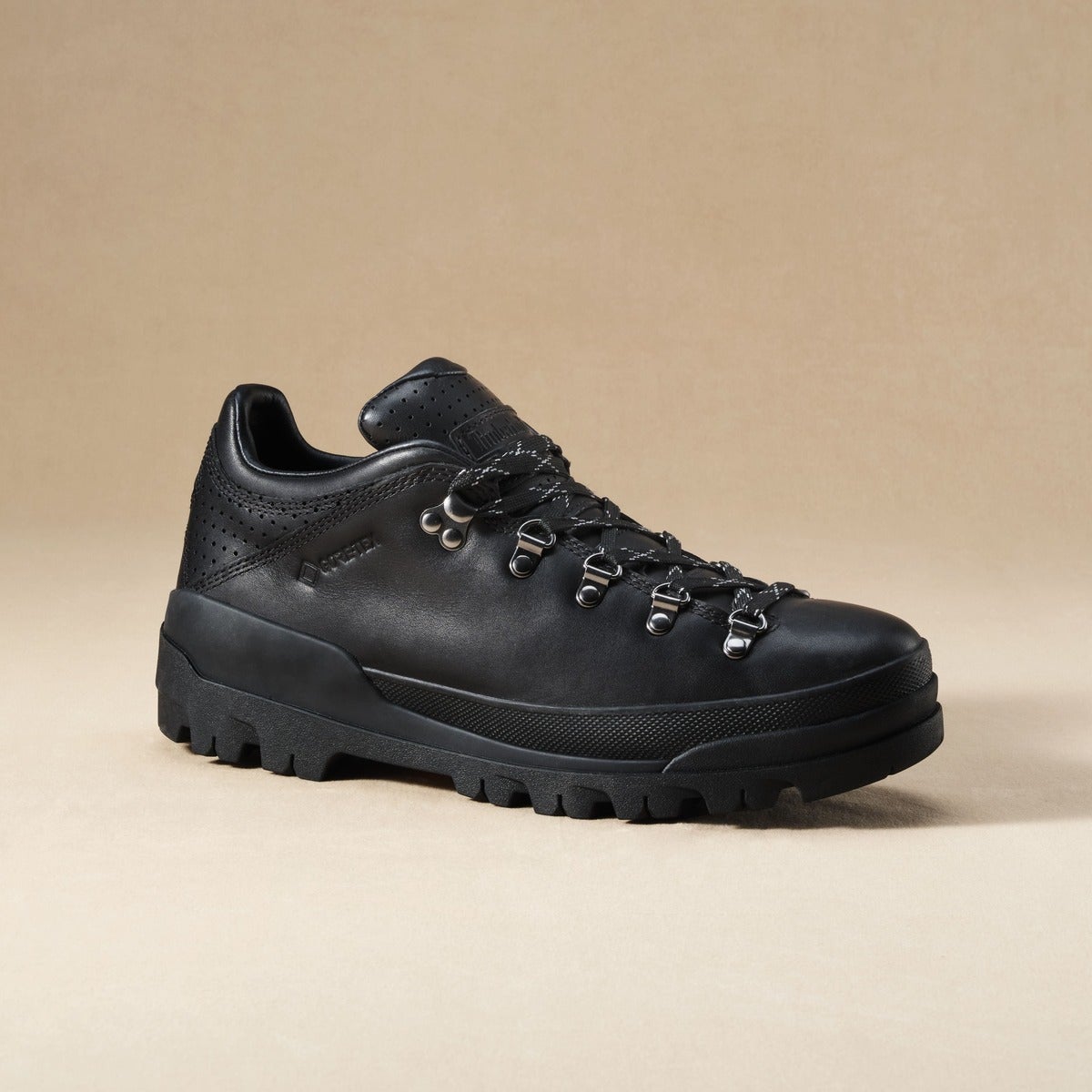 “ワールドハイカー ”37,400 円( 税込)