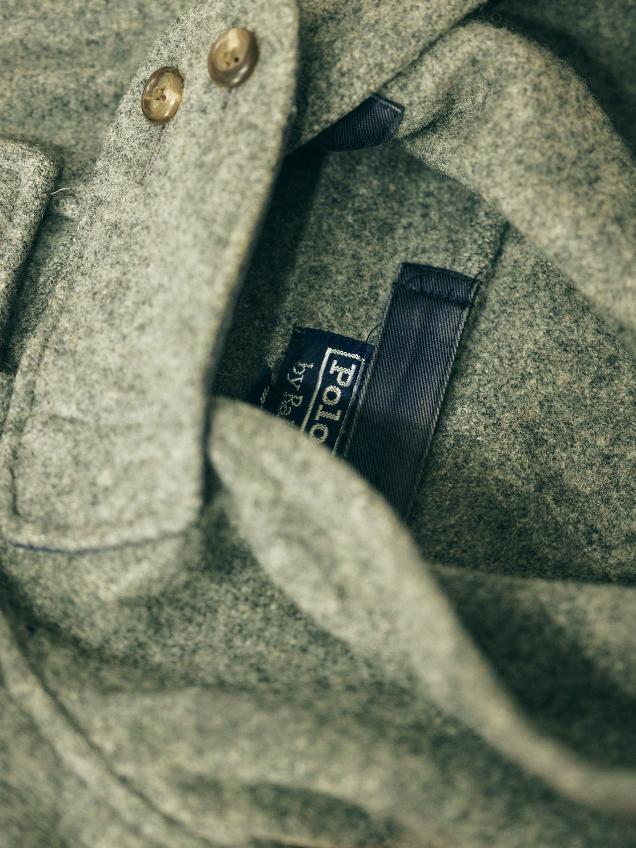 オシャレな人が買ってよかった〈Polo Ralph Lauren〉のダッフルコートのロゴ