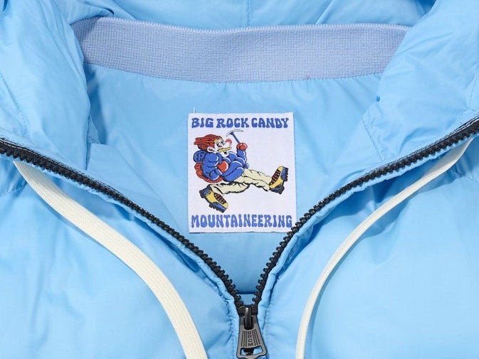 [Gallery]ダウンっぽいけどダウンじゃない。「中わたアウター」は都会的なムードで差をつけるのが正解。気になる５選をエディターが試着＆本音レビュー！