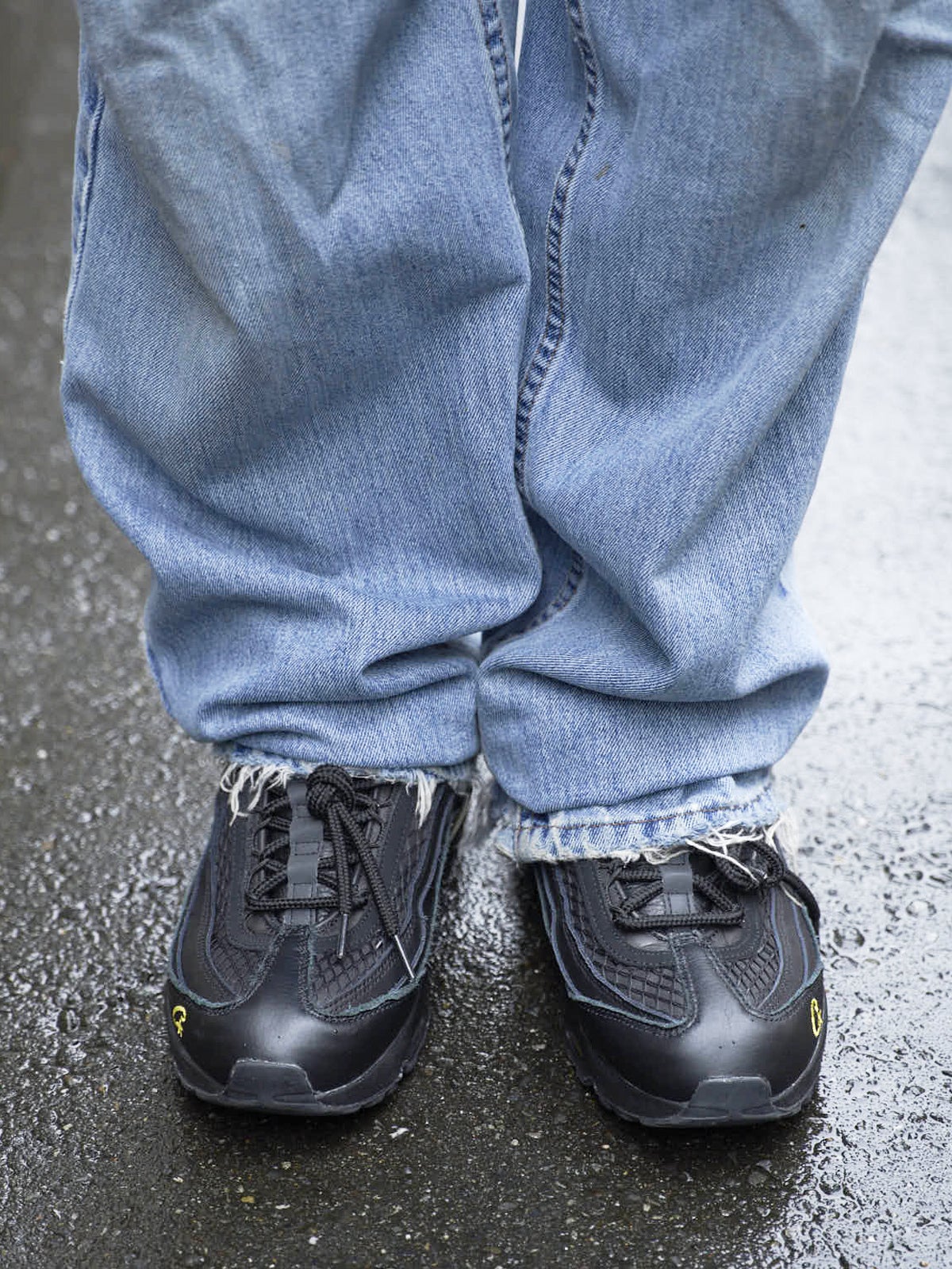 ナイキ×Corteiz コラボスニーカー 正面