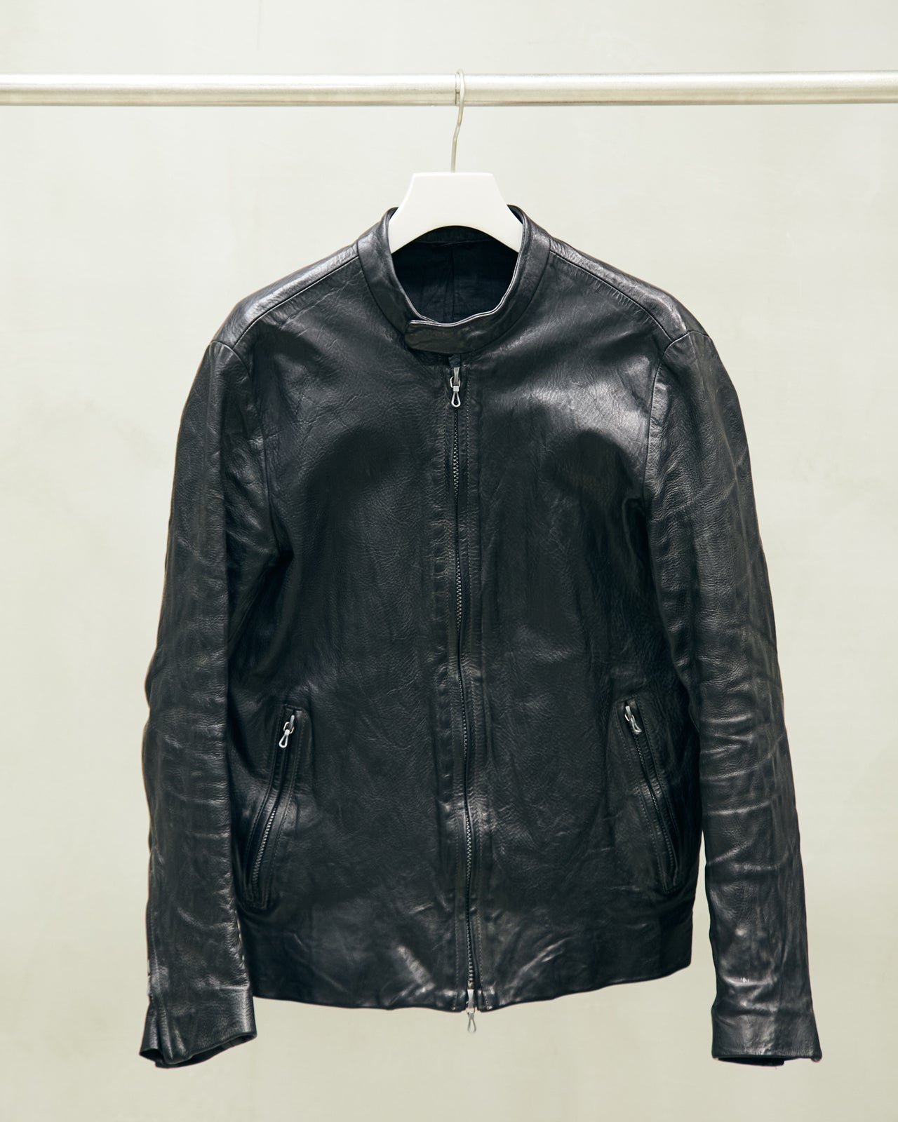 ATTACHMENTデザイナー榎本光希さんが、入社したときに購入したレザージャケット