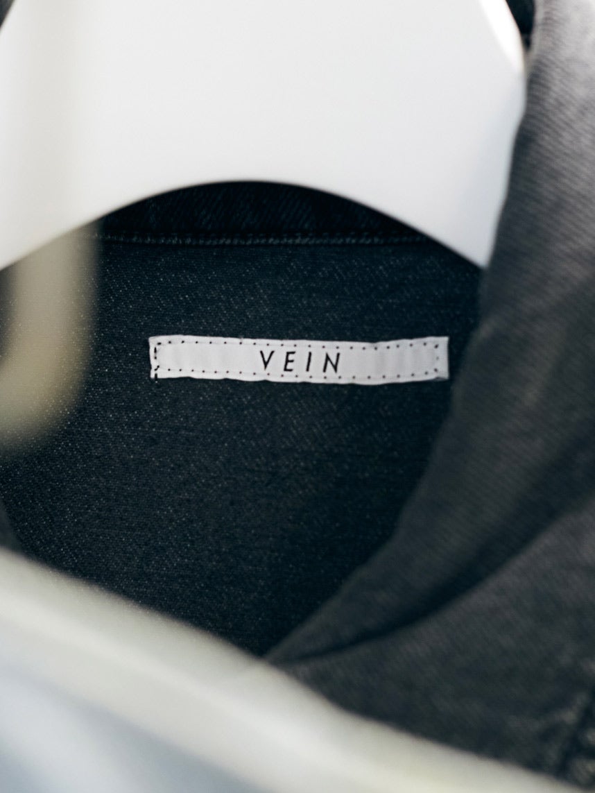 ファッションブランド「VEIN」の織りタグ