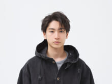 センターパート以外の選択肢に、ラフな7:3分けがちょうどいい理由【東京最旬ヘアカタログ】