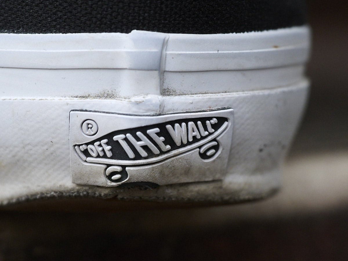 それぞれの「ヴァンズ」、６人のスニーカースタイル。オーセンティック、オールドスクール、スリッポン...リアル愛用品と正解着こなし。