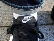 春も「黒いナイキ」が欠かせない人たち。コラボなエア マックスからクラシックモデルまで正解スニーカースタイル７選！