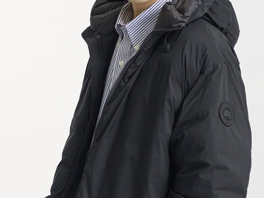 かぶりがちな「黒ダウン」はどう差をつける?ユニクロ、カナダグース...オシャレな8人の正解着こなしスナップ!