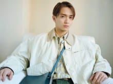 野村康太と「niko and ...」で探すマイスタンダード。新生活シーズンをクリーンに彩る、春の先取りスタイル３選！