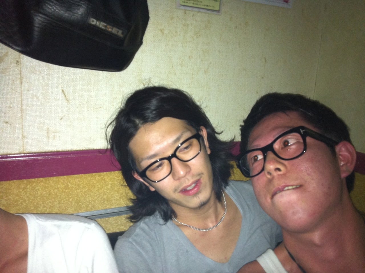 20歳のころのファッションデザイナー榎本光希さんとご友人