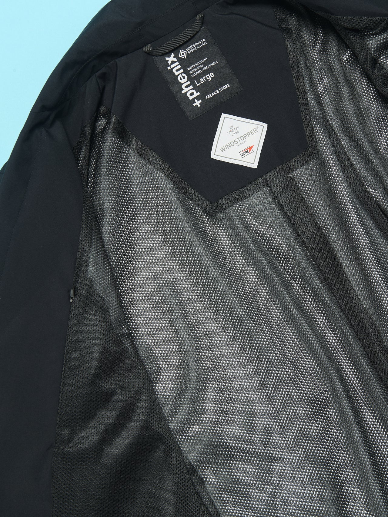 Plus Phenixのフリークス ストア別注黒ゴアテックスジャケット／GORE-TEX WINDSTOPPER PACKABLE TAILORED JACKETの内側