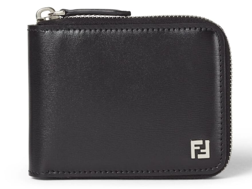 「フェンディ」で最強開運日に向けて買うべき“新作スモールレザーグッズ”をピックアップ!