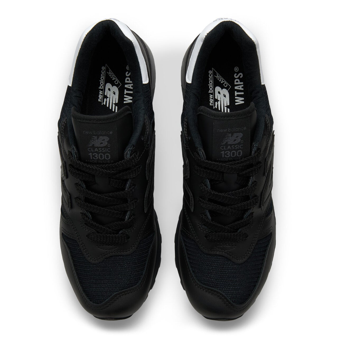 ニューバランス　ダブルタップス　新作　スニーカー　俯瞰