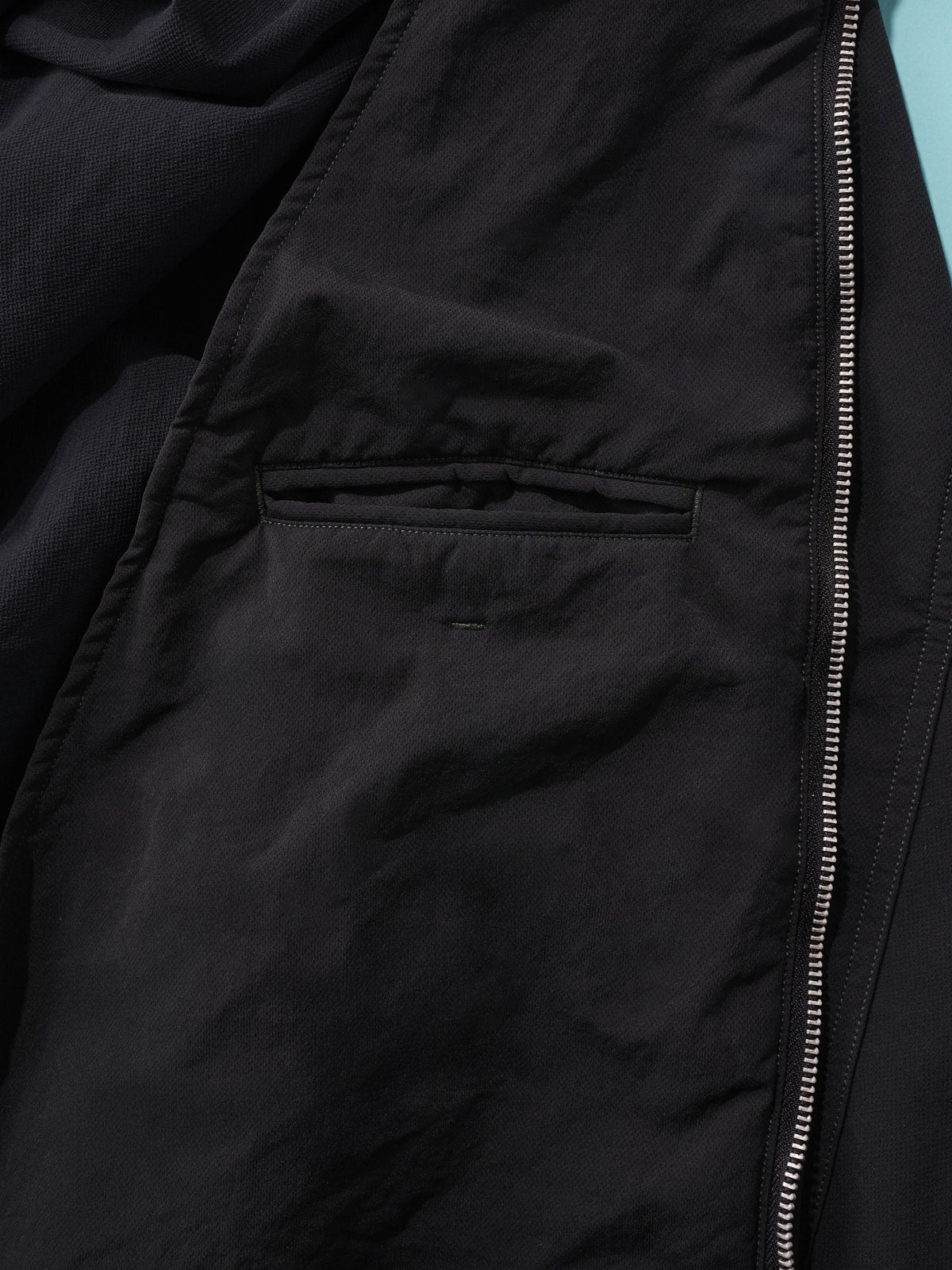 オシャレな人が買ってよかった「ザ・ノース・フェイス パープルレーベル」のジャケット／Garment Dyed ALPHADRY Fieldの裏ポケット