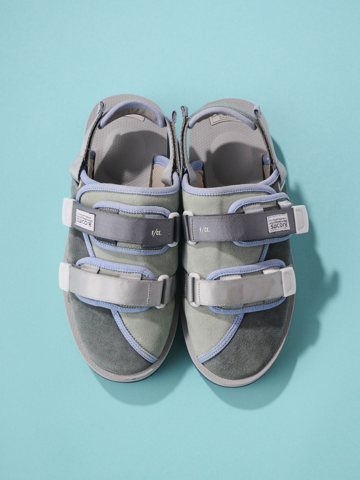 「スイコック」と「F/CE」のコラボ サンダル ZAVOT-VS BY F/CE