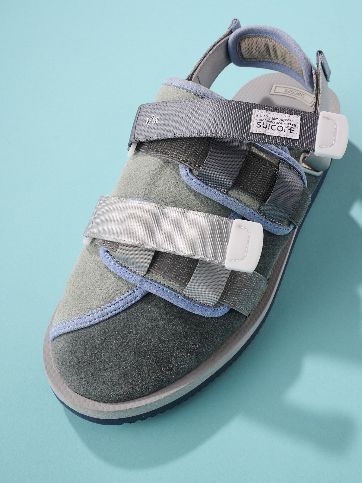 「スイコック」と「F/CE」のコラボ サンダル ZAVOT-VS BY F/CEのアッパー