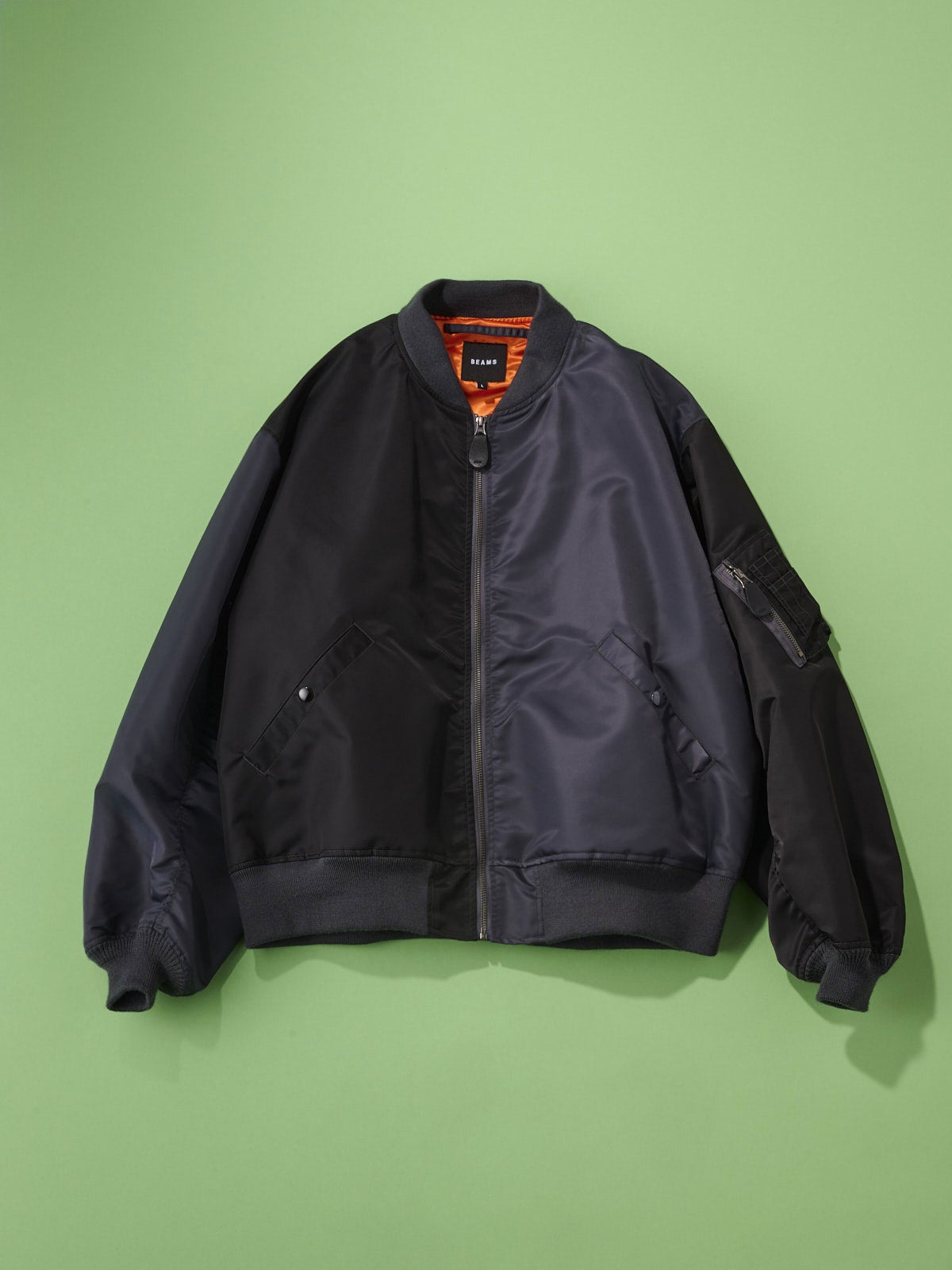 オシャレな人が買ってよかった「ビームス」のジャケット／Crazy MA-1 Jacket