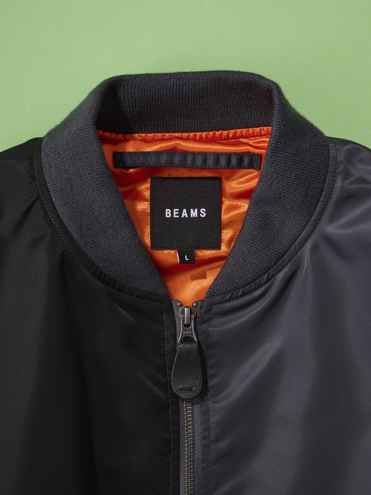 オシャレな人が買ってよかった「ビームス」のジャケット／Crazy MA-1 Jacketのタグ