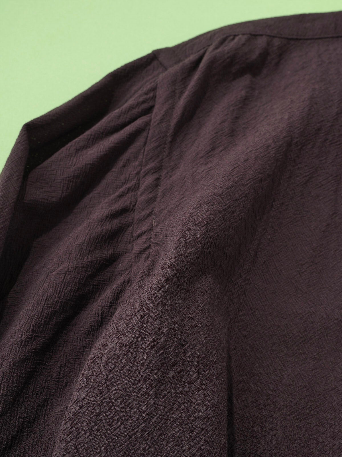 オシャレな人が買ってよかった「プロダクト トゥエルブ」のシャツ Techno Wool /Namonaki Shirtの素材感