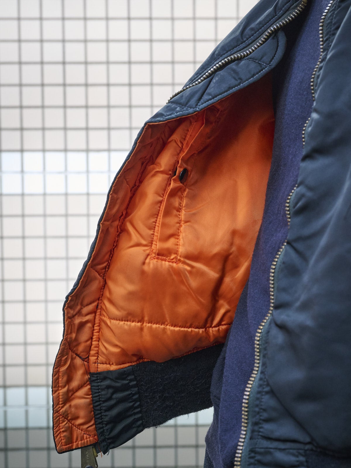 古着のMA-1の裏地