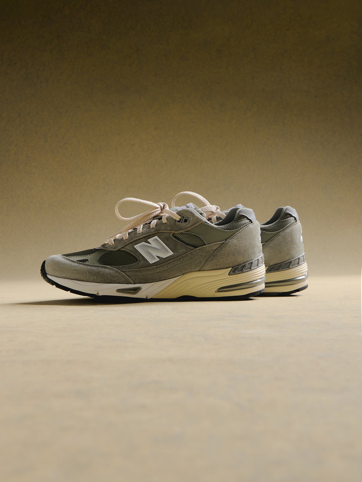 Kith 101 & New Balance Made in UK 991v1 - Vetiver 4
