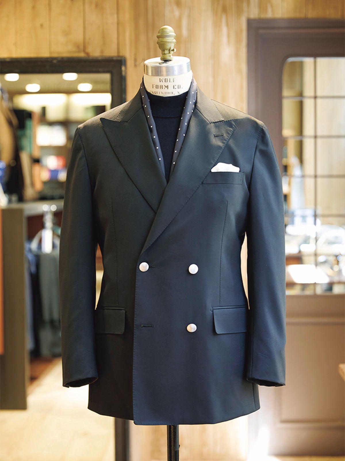 ブラックブレザー